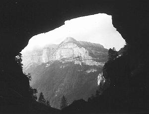 COLO JEUNE FRANCE 1956 Quel massif, depuis quel gouffre